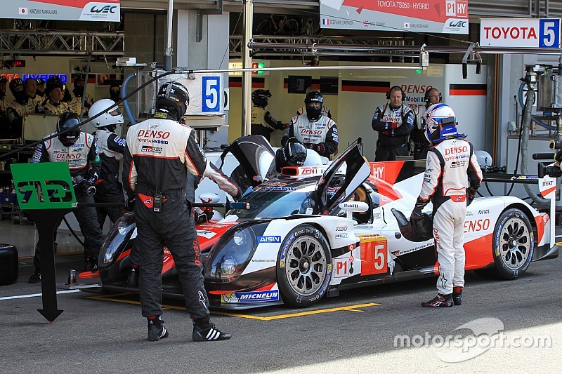#5 Toyota Racing Toyota TS050 Hybrid: Anthony Davidson, Sébastien Buemi, Kazuki Nakajima