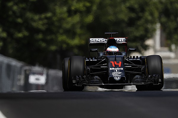 Chefe se rende à precisão de Alonso: “funciona como um GPS”