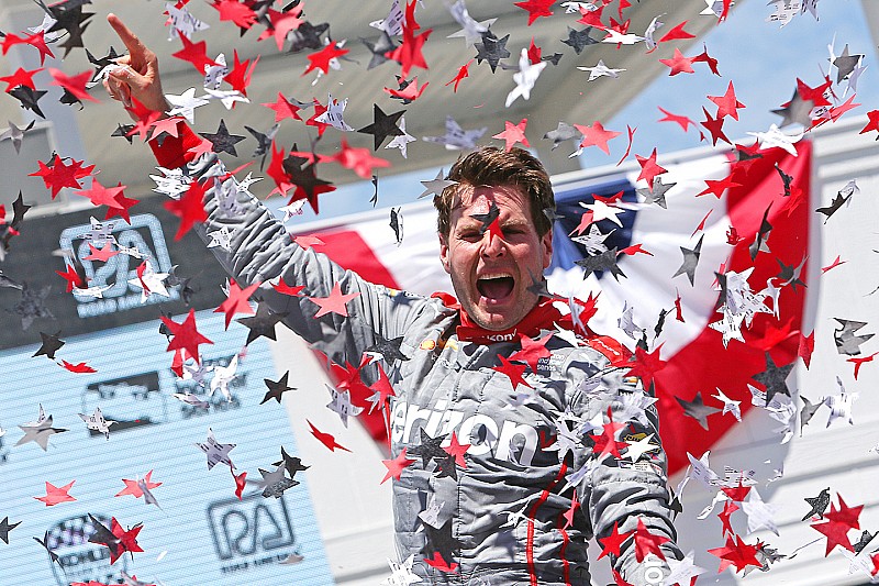 Race winner Will Power, Team Penske Chevrolet