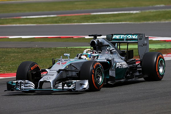 Mercedes, único equipo con dos coches en los test de Silverstone