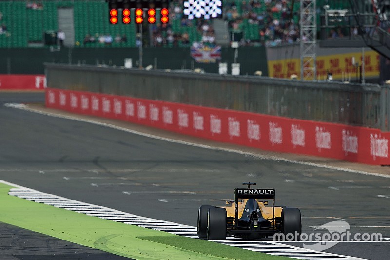 Kevin Magnussen, Renault Sport F1 Team RS16
