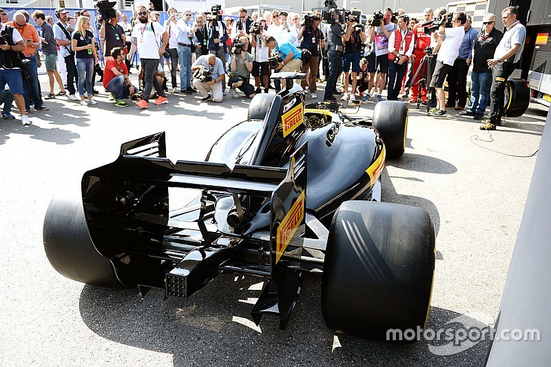 Williams: Vorteil 2017 für Mercedes, Ferrari und Red Bull Racing durch Pirelli-Reifentests