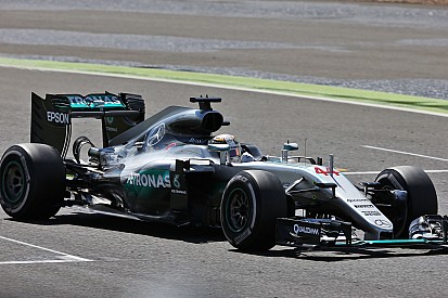 Formel 1 in Ungarn: Lewis Hamilton mit Bestzeit im ersten Freien Training