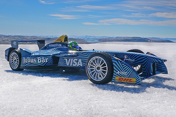 Di Grassi pilota un F&oacute;rmula E en el &Aacute;rtico