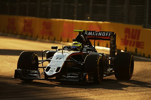 Sergio Pérez, fuera de ritmo en Singapur