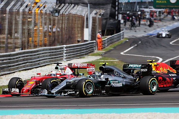 Vettel niega que est&eacute; pilotando demasiado al l&iacute;mite