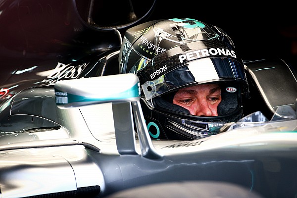 Rosberg comanda 1º treino com Mercedes 1s à frente do resto