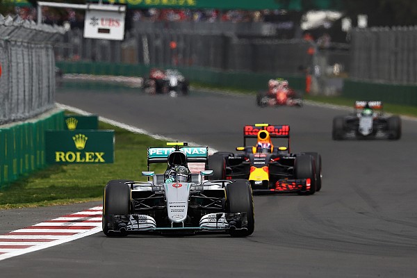 Rosberg: "Verstappen cruz&oacute; el l&iacute;mite"