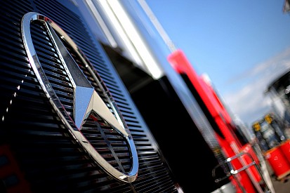Mercedes ya est&aacute; activa en la F&oacute;rmula E