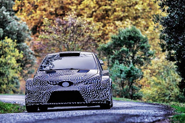 Latvala probó el Toyota Yaris 2017 WRC
