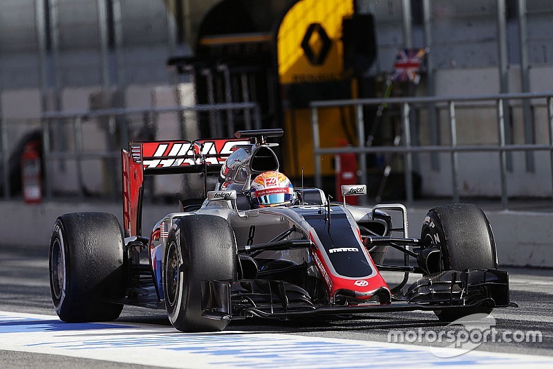 Magnussen au volant pour les débuts de la Haas VF-17