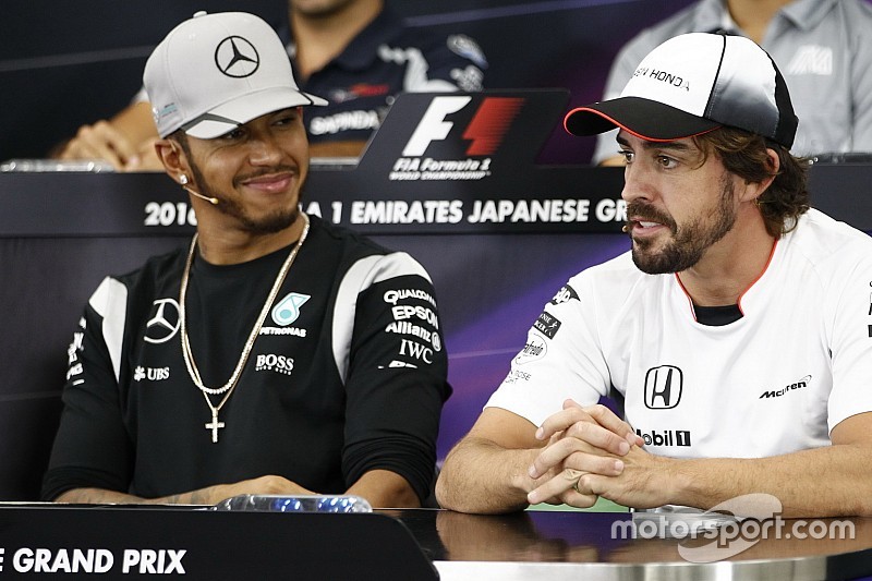 Mercedes AMG F1, Lewis Hamilton y Fernando Alonso, McLaren en la Conferencia de prensa FIA