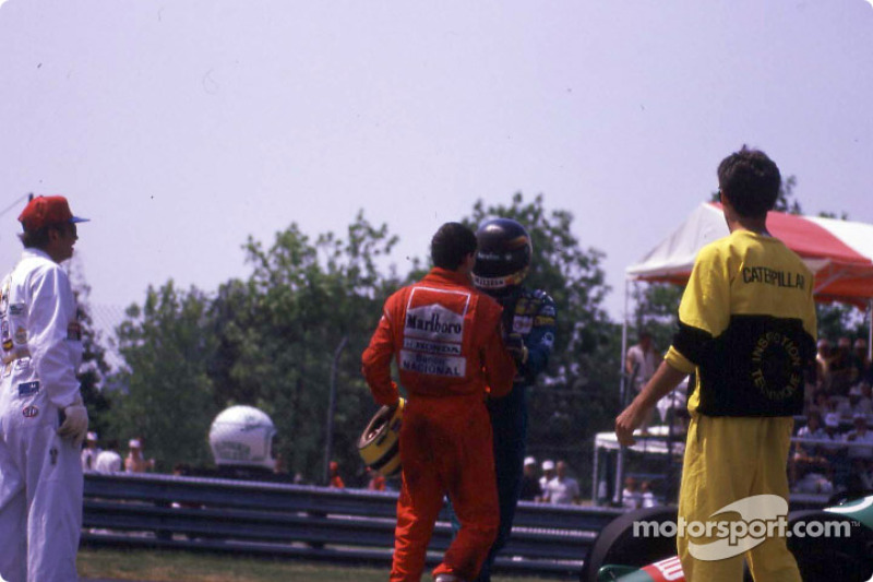 Después de la carrera: Ayrton Senna y Thierry Boutsen