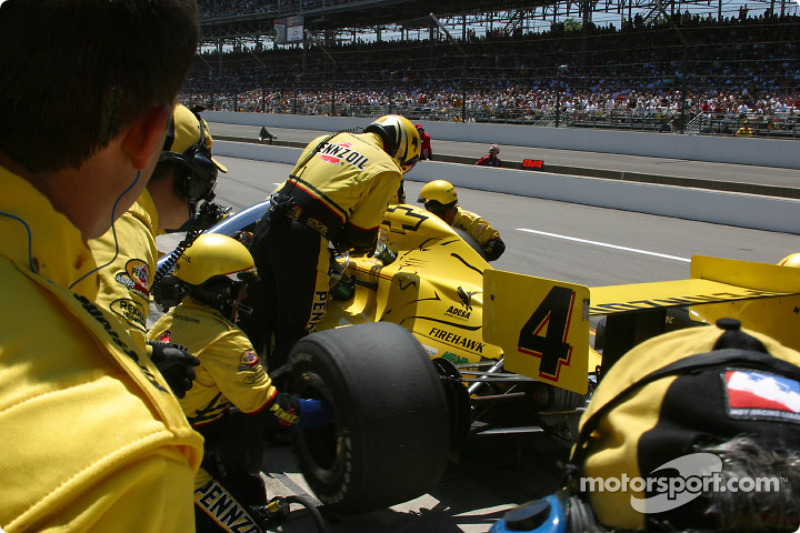 Arrêt au stand pour Sam Hornish Jr