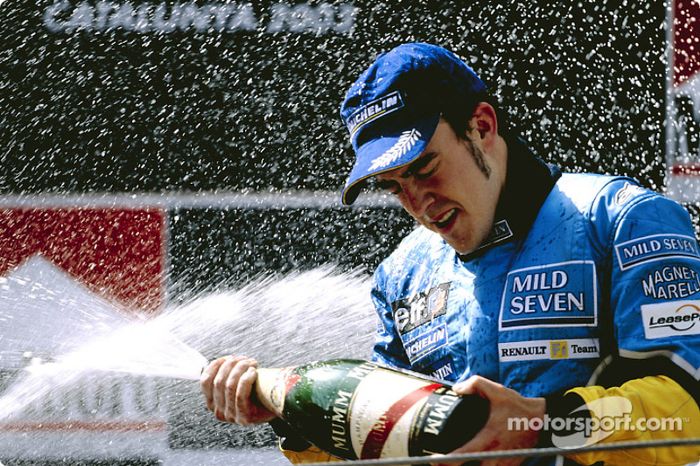 2003: “Alonso Mania”