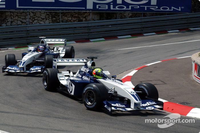 Ralf Schumacher lidera a Juan Pablo Montoya