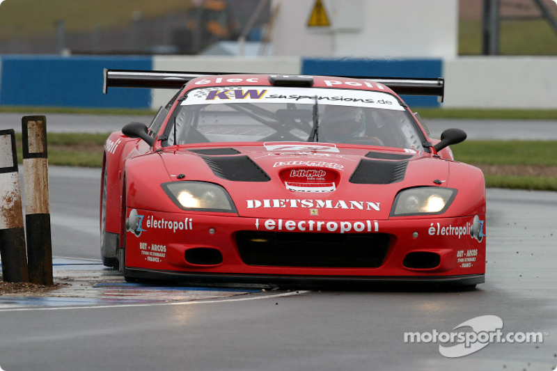 #19 JMB Ferrari 575 M Maranello: Mauro Casadei, Antoine Gosse, Andrea Garbagnati