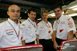 Ingeniero jefe de carrera de Toyota Dieter Gass