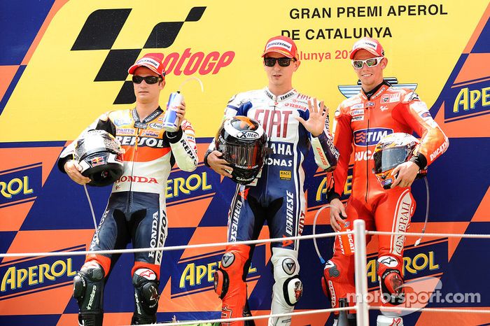 Podio: 1º Jorge Lorenzo, 2º Dani Pedrosa, 3º Casey Stoner