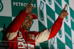 Podium: race winner place Fernando Alonso, Scuderia Ferrari