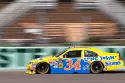 El Ford de Travis Kvapil, Front Row Motorsports con Yates Racing