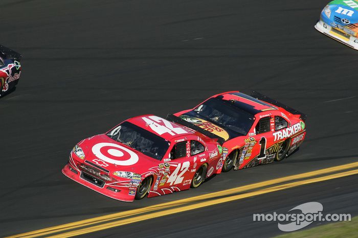 Juan Pablo Montoya, Earnhardt Ganassi Racing Chevrolet y Jamie McMurray, Earnhardt Ganassi Racing Ch