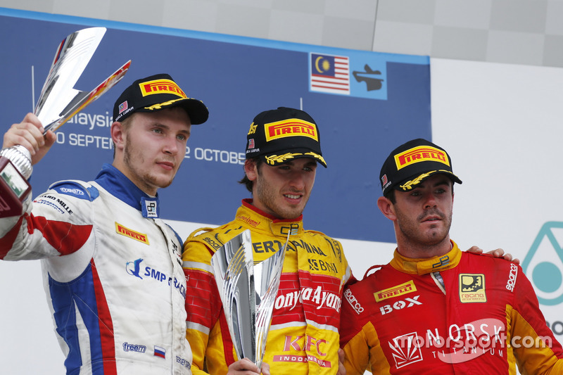 Podium : Antonio Giovinazzi, PREMA Racing, Sergey Sirotkin, ART Grand Prix et Norman Nato, Racing Engineering