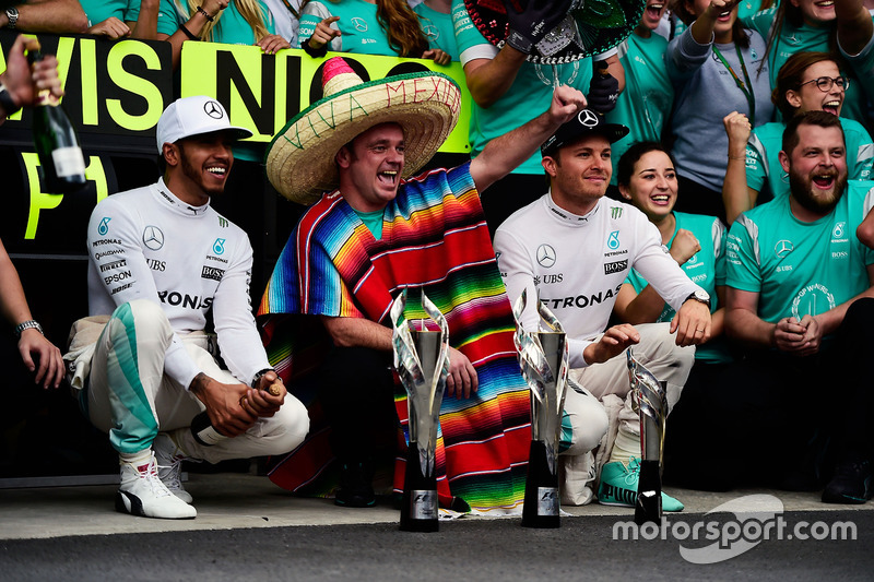 Doblete de Mercedes