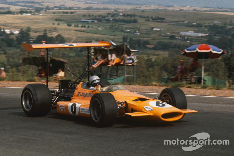 1969: Ford
