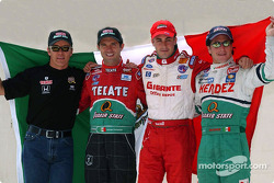 Los cuatro pilotos mexicanos: Adrián Fernández, Luis Díaz, Michel Jourdain Jr. y Mario Domínguez