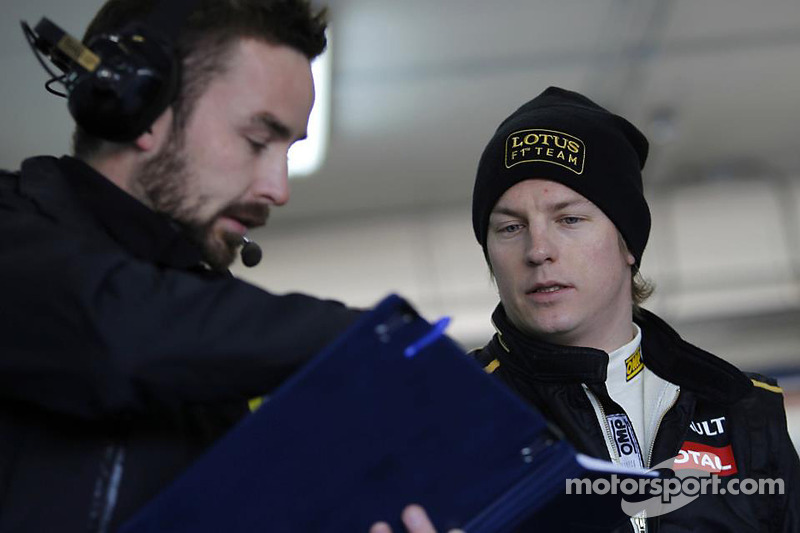 Kimi Raikkonen tests the 2010 Lotus Renault