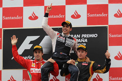 Podio, il vincitore Pastor Maldonado, Williams F1 Team con il secondo Fernando Alonso, Scuderia Ferr