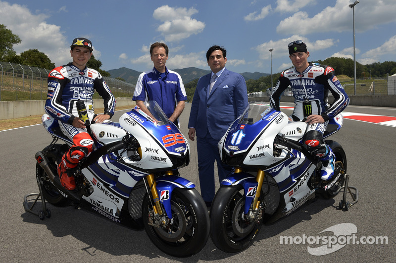 Yamaha Factory Racing photoshoot