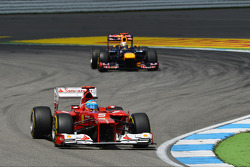 Fernando Alonso, Ferrari y Sebastian Vettel, Red Bull Racing