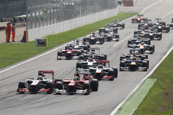 Lewis Hamilton, McLaren leads Felipe Massa, Ferrari at the start of the race