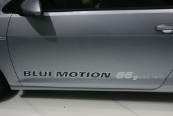 Volkswagen Golf Blue Emotion