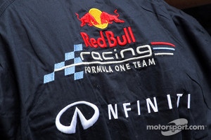 Red Bull Racing has announced Infiniti to be their title sponsor from 2013
