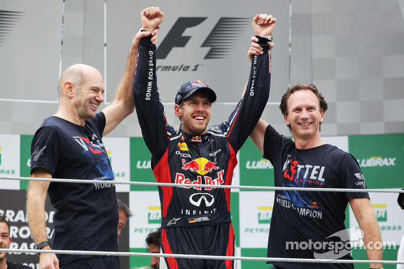 Sebastian Vettel, Red Bull Racing celebra título mundial com sua equipe