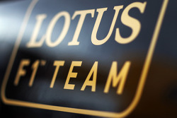 Lotus F1 Team logo