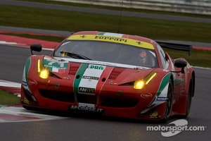 #71 AF Corse Ferrari 458 Italia: Kamui Kobayashi, Toni Vilander