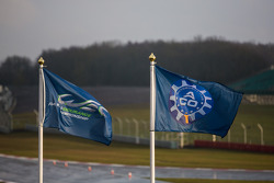 Banderas de WEC y ACO