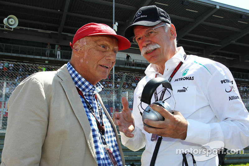 (L to R): Niki Lauda, Mercedes Non-Executive Chairman with Dr. Dieter Zetsche, Daimler AG CEO on the grid