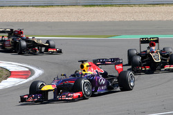 Sebastian Vettel, Red Bull Racing, Romain Grosjean, Lotus F1 Team