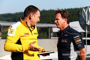 (L to R): Rob White, Renault Sport Deputy Managing Director, with Christian Horner, Red Bull Racing Team Principal 