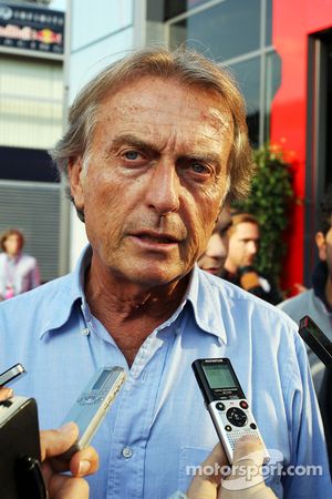Luca di Montezemolo, Presidente Ferrari com a imprensa