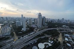 Marussia F1 Team MR02 desde el Singapore Flyer