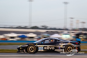 #555 Level 5 Motorsports Ferrari 458 Italia: Scott Tucker, Townsend Bell, Bill Sweedler, Jeff Segal