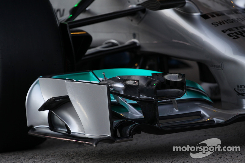 发布:全新梅赛德斯amg f1 w05赛车 - 前翼细节