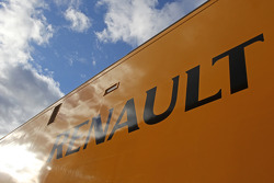 Renault F1 Sport-vrachtwagen. Formule 1-test, Dag twee, woensdag
