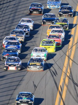 Dylan Kwasniewski leads